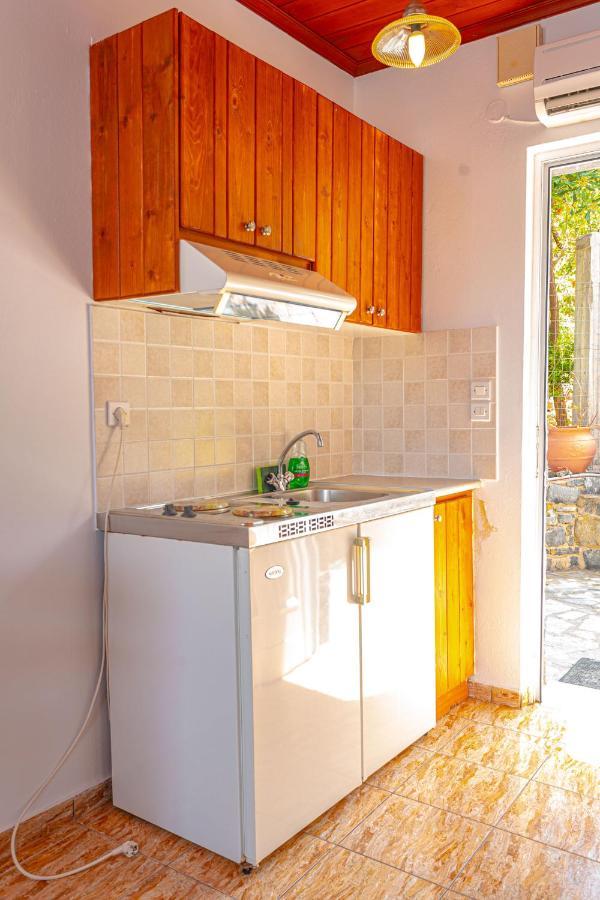 The Life Suites Limniónas Zewnętrze zdjęcie